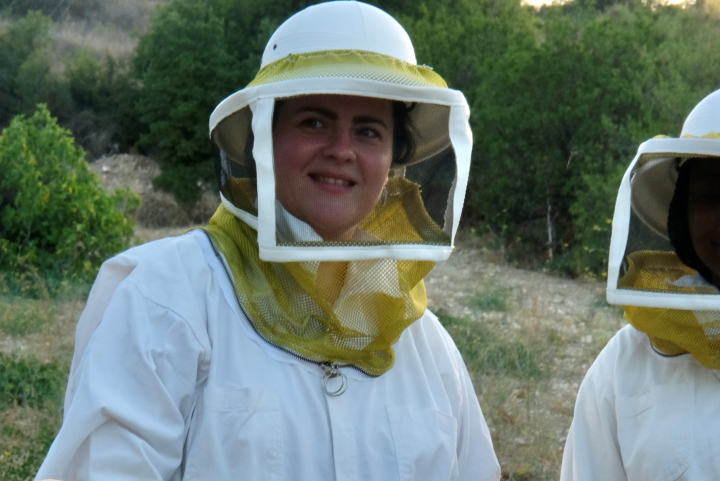 small queen bee